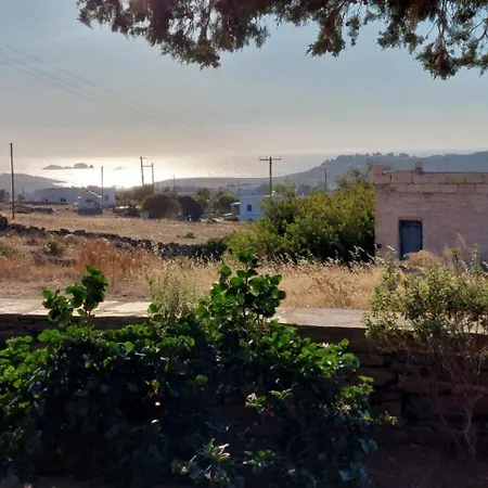 Eric's Retreat, Cosy, Spacious 60m2, Sunset View. Feriehus Parasporos