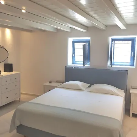 Eric's Retreat, Cosy, Spacious 60m2, Sunset View. Feriehus Parasporos
